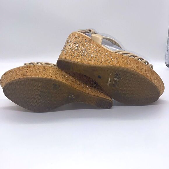 ✨ Italina Cream & Brown Embellished Wedge Sandals with Cork Platform✨GUC✨ - Picture 14 of 17